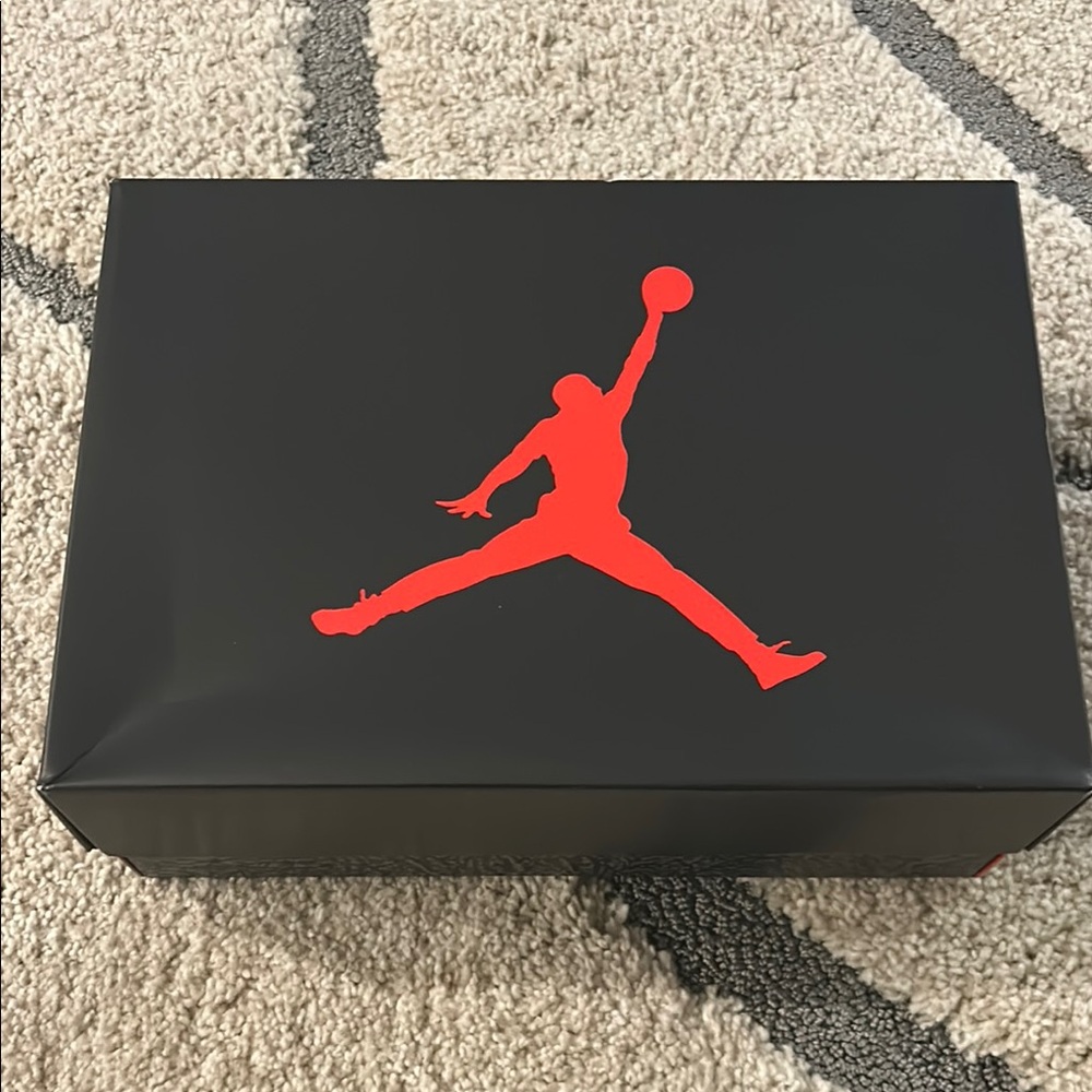 Jordan 3 Black Cement - Picture 9 of 10